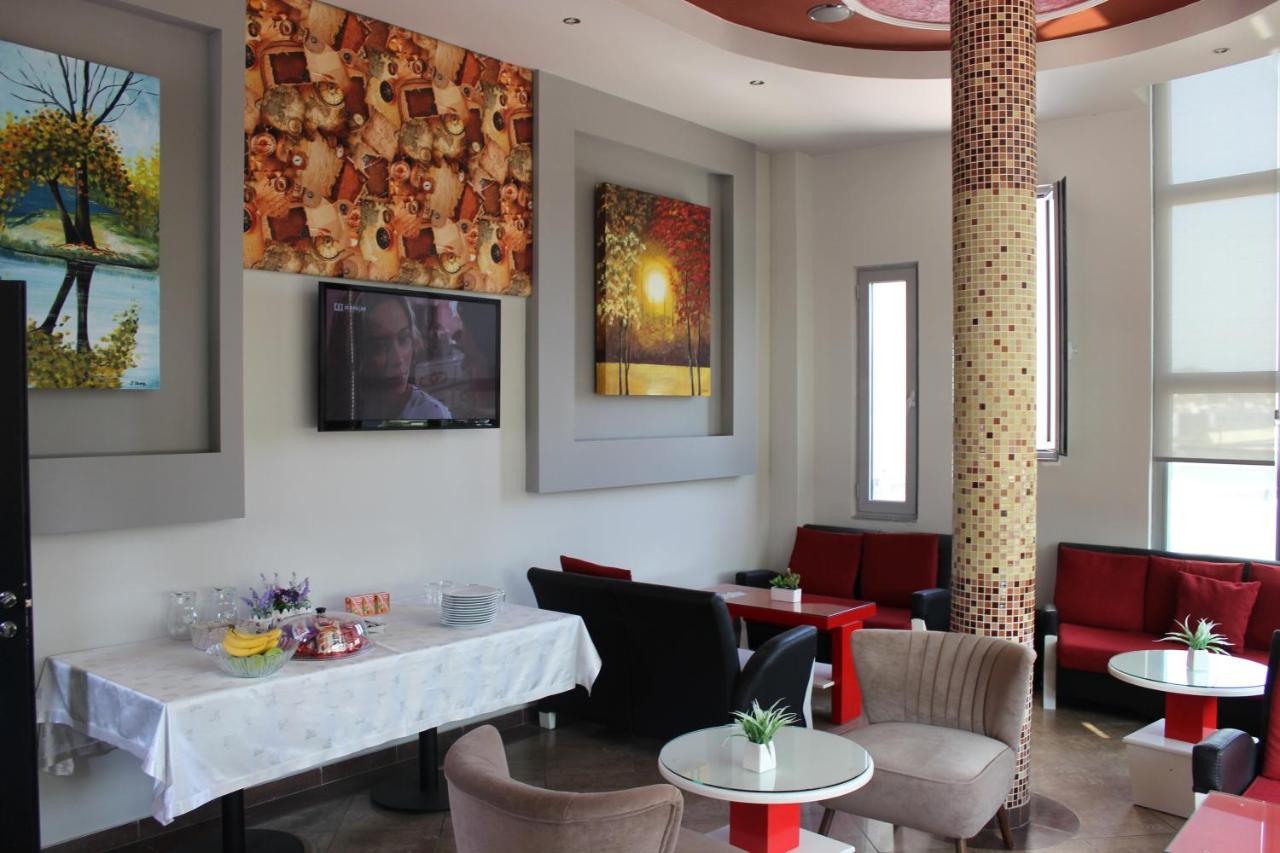 Luander Hotel *